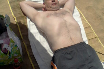 Couple bi cherche rencontre homme ou avec femme, se déplace en Brabant, Namur, Liège.