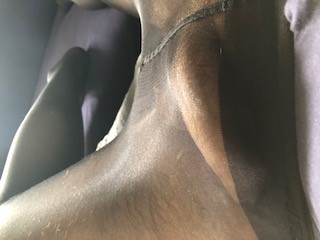 Bi fétichiste du nylon à Bruxelles cherche rencontres avec passionnés de collants
